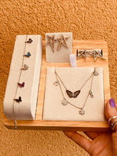 Charger l'image dans la galerie, Papillon 🦋- Collier